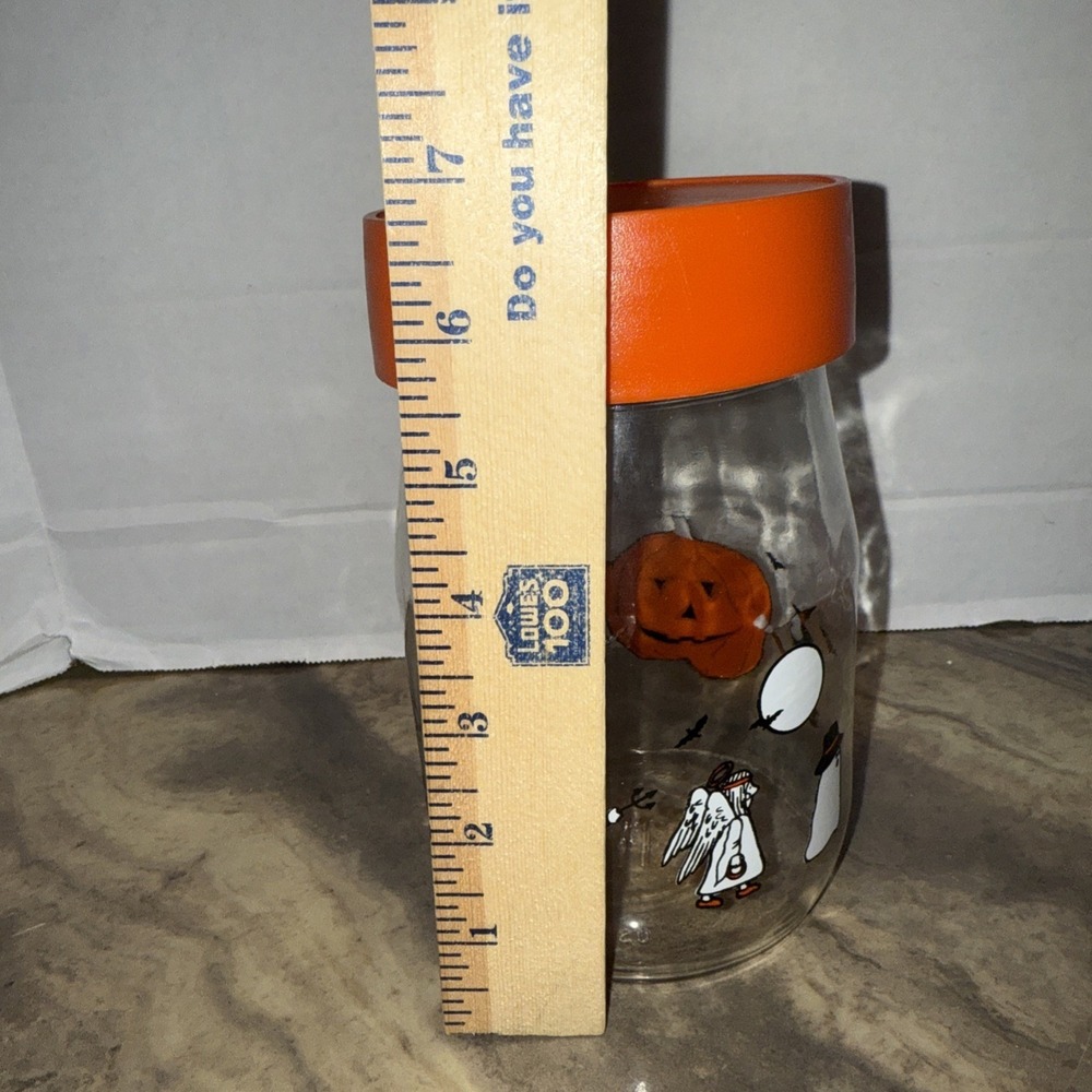 Vintage Carlton glass jar with orange lid Trick-or-treaters pumpkin witch - Picture 6 of 7